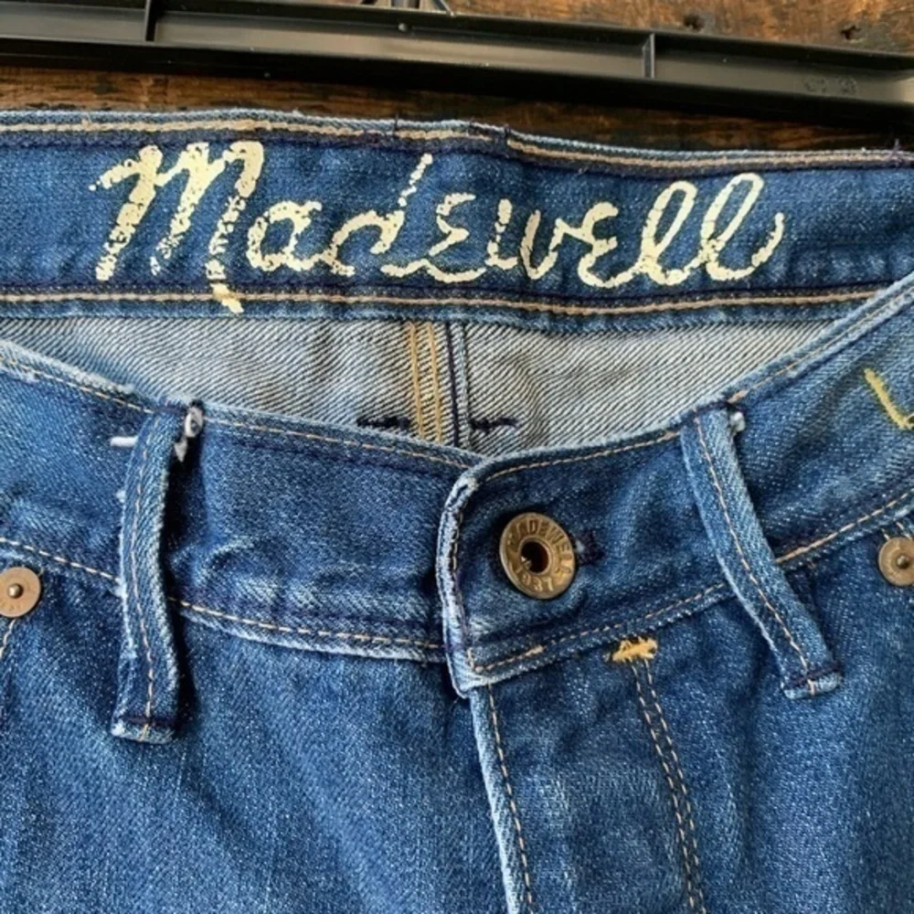 Madewell Distressed Boyfriend Denim Size 28” - Picture 3 of 4